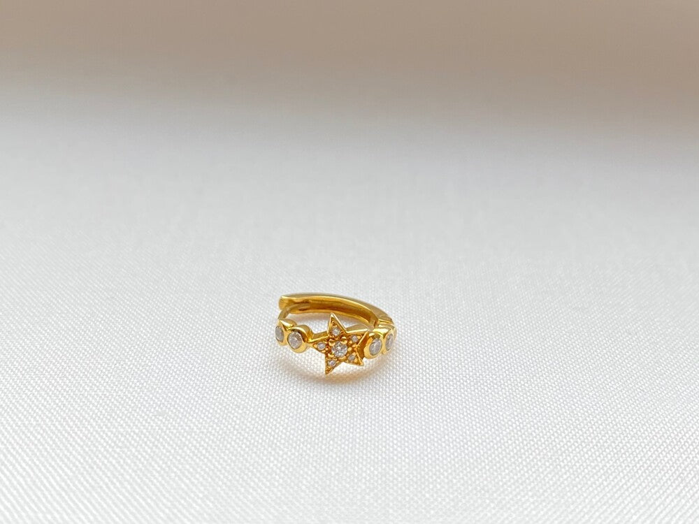 STAR Cubic Earring ♥Worn by V (BTS)