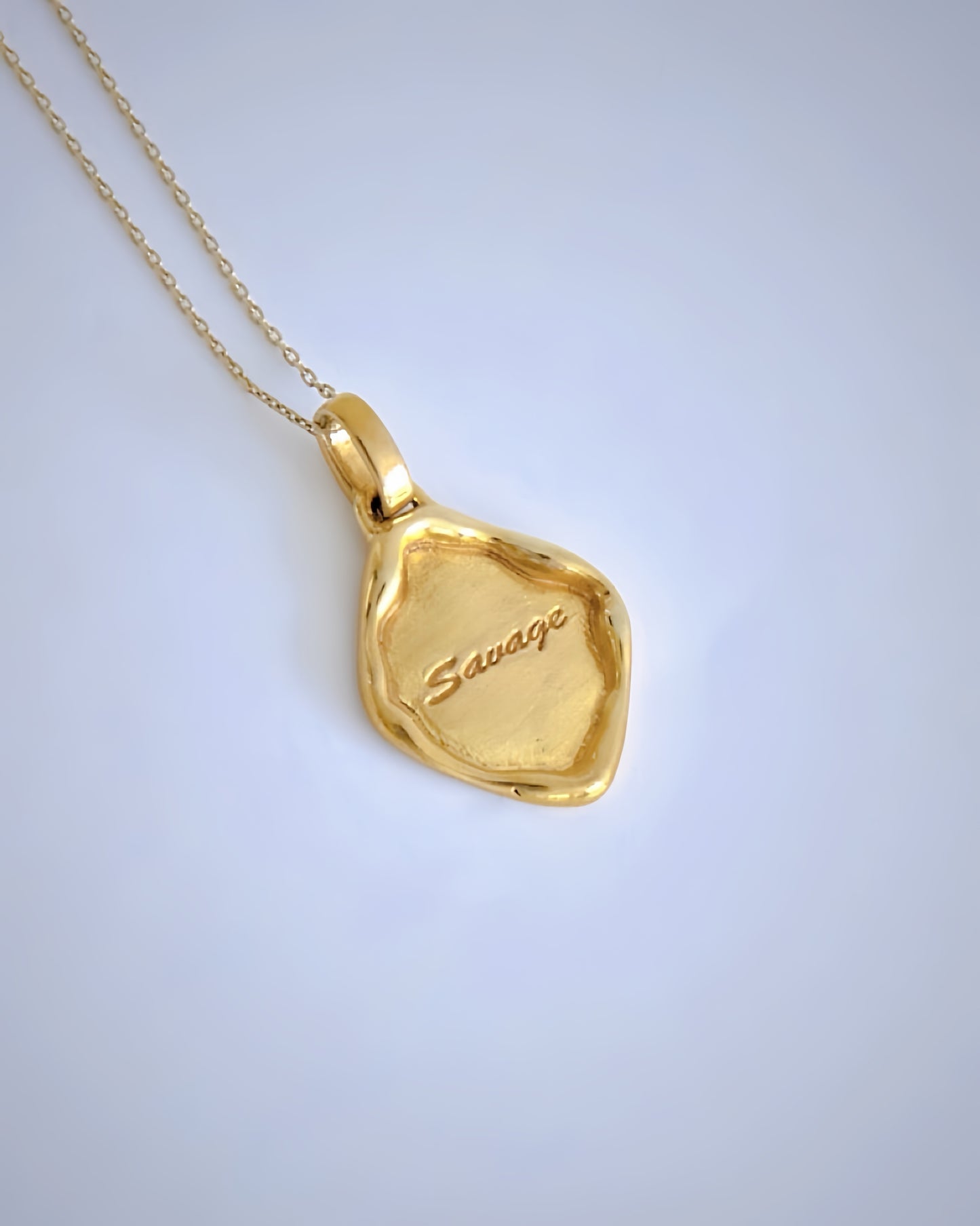 Savage Necklace Gold  ♥Worn by V, Dayoung